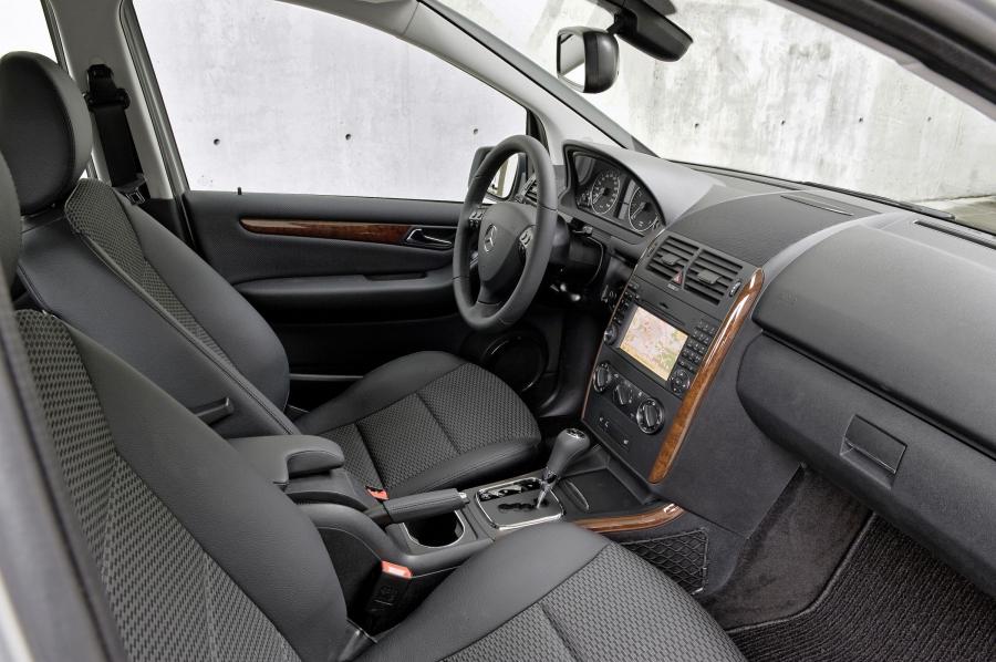  Mercedes-Benz A-Class 5-Door 2009 года  (фото 22 из 114)